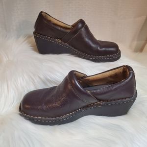 Merona Nurse Women's brown Clogs sz 7.5